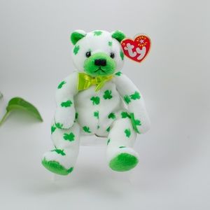 Ty Beanie Baby Clover Bear !